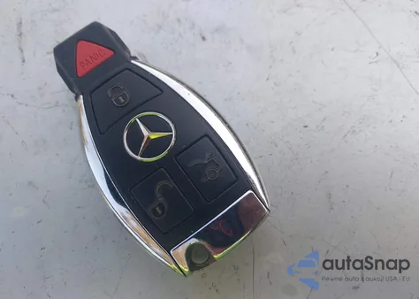 2014 Mercedes-Benz C-Class C 250 Sport z USA, uszkodzony, nr VIN WDDGF4HB4ER312003